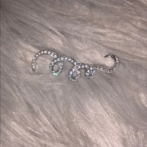 Swarovski twirl pendant pin